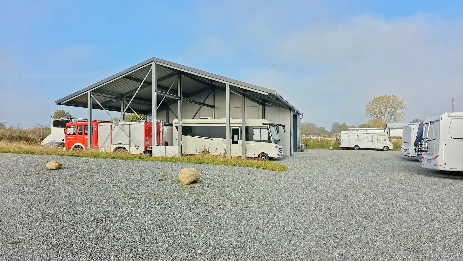 Überdachter Stellplatz / Carport